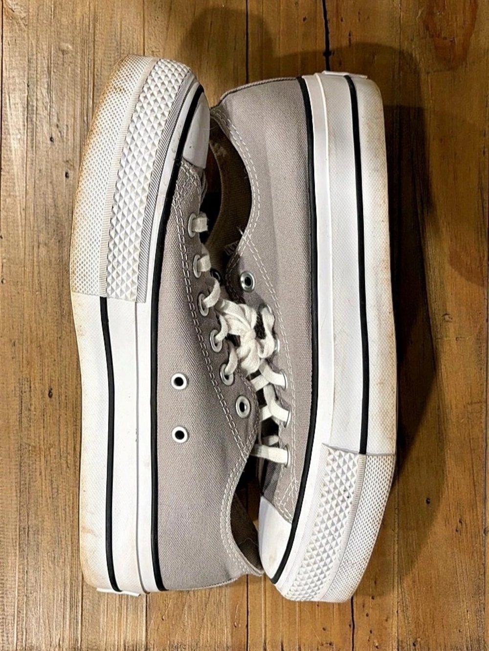 Converse Chuck Taylor All Star Lift Platform Low Top Gray